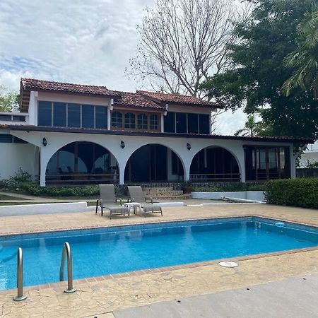 Coronado Beachfront Tropical Home! Playa Coronado Exterior photo